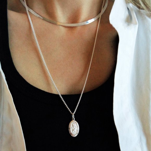 St Christopher Necklace Sterling Silver Protection Pendant Curb Chain 925 ITALY - Picture 2 of 6